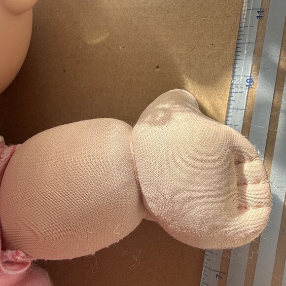 2015 Cabbage Patch BabyLand Exclusive Doll 13” Red Hair Green Eyes - Picture 3 of 16